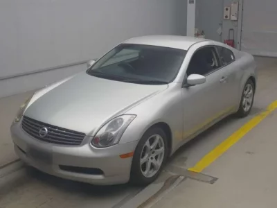 Nissan SKYLINE  с аукциона в Японии