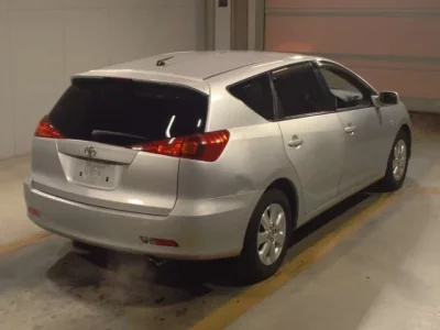 Toyota CALDINA  с аукциона в Японии