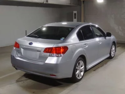 Subaru LEGACY B4  с аукциона в Японии