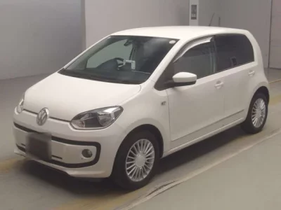 Volkswagen UP  с аукциона в Японии