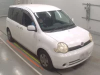 Toyota SIENTA лот № 30211 оценка 3.5  с аукциона в Японии 4