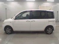 Toyota SIENTA лот № 30211 оценка 3.5  с аукциона в Японии 3