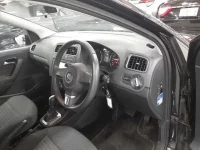 Volkswagen POLO лот № 38080 оценка 4  с аукциона в Японии 6