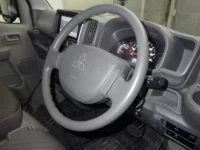 Mitsubishi MINICAB VAN лот № 3001 оценка 3.5  с аукциона в Японии 2