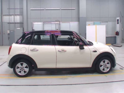 BMW MINI
