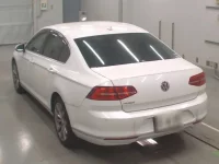 Volkswagen PASSAT лот № 38086 оценка 4.5  с аукциона в Японии 5