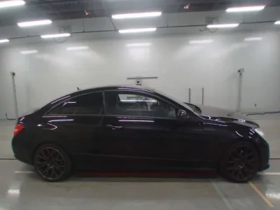 Mercedes-Benz E CLASS  с аукциона в Японии