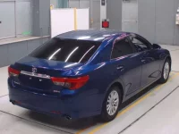 Toyota MARK X лот № 30228 оценка 3.5  с аукциона в Японии 1