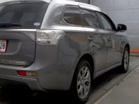 Mitsubishi OUTLANDER PHEV лот № 3007 оценка R  с аукциона в Японии 4