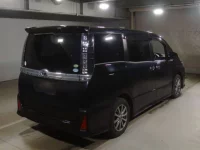 Toyota VOXY лот № 481 оценка R  с аукциона в Японии 1