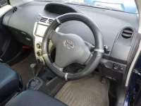 Toyota VITZ лот № 4259 оценка 3.5  с аукциона в Японии 2