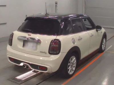 BMW MINI  с аукциона в Японии