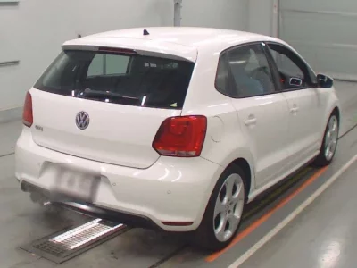 Volkswagen POLO  с аукциона в Японии