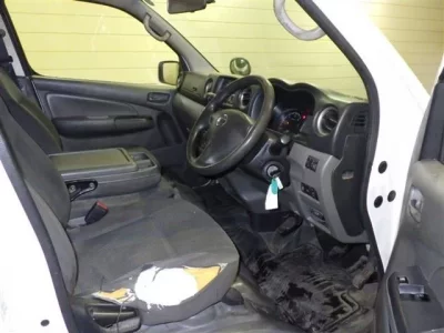 Nissan CARAVAN VAN  с аукциона в Японии