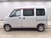 Daihatsu HIJET VAN лот № 3077 оценка 3  с аукциона в Японии 3