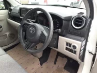 Toyota PASSO лот № 30264 оценка 4.5  с аукциона в Японии 6