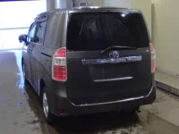 Toyota NOAH лот № 5058 оценка R  с аукциона в Японии 5