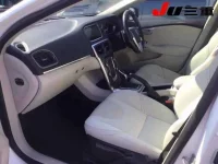 Volvo V40 лот № 87 оценка 3.5  с аукциона в Японии 2