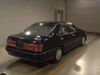 Toyota CROWN лот № 236 оценка 3  с аукциона в Японии 1