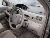 Toyota RAUM лот № 3082 оценка 3  с аукциона в Японии 4