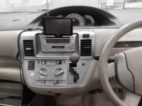 Toyota RAUM лот № 3082 оценка 3  с аукциона в Японии 6