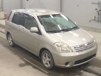 Toyota RAUM  с аукциона в Японии