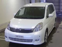 Toyota ISIS лот № 5068 оценка 3.5  с аукциона в Японии 4