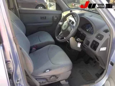 Nissan CUBE  с аукциона в Японии