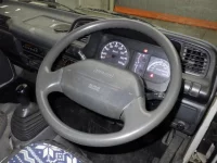 Nissan ATLAS лот № 8009 оценка 3.5  с аукциона в Японии 2