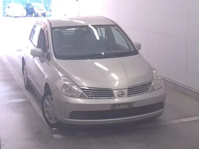 Nissan TIIDA LATIO