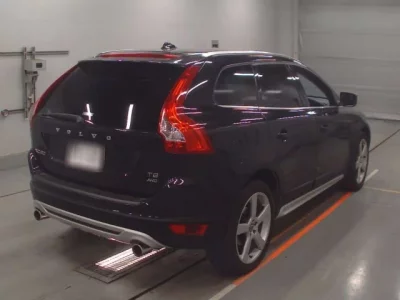 Volvo XC60  с аукциона в Японии