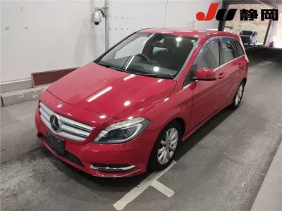 Mercedes-Benz B CLASS