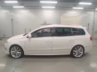Volkswagen PASSAT VARIANT лот № 38170 оценка 4  с аукциона в Японии 3