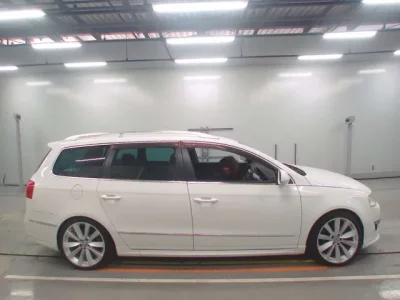 Volkswagen PASSAT VARIANT  с аукциона в Японии