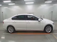 Volkswagen PASSAT лот № 38172 оценка 4.5  с аукциона в Японии 2