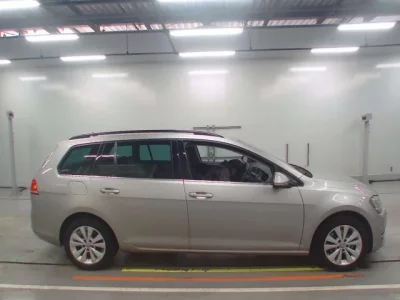 Volkswagen GOLF VARIANT