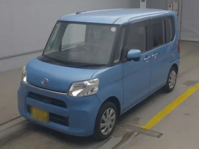 Daihatsu TANTO  с аукциона в Японии