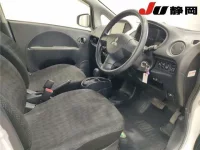 Mitsubishi I-MIEV лот № 4032 оценка 4  с аукциона в Японии 2