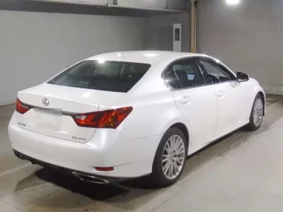Lexus GS  с аукциона в Японии