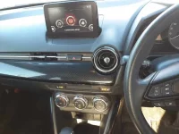 Mazda DEMIO лот № 30303 оценка 4  с аукциона в Японии 8