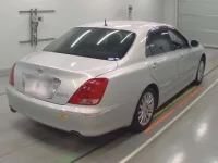 Toyota CROWN лот № 30304 оценка 3.5  с аукциона в Японии 1