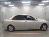 Toyota CROWN лот № 30304 оценка 3.5  с аукциона в Японии 2