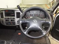 Nissan CARAVAN BUS лот № 4045 оценка 3  с аукциона в Японии 4