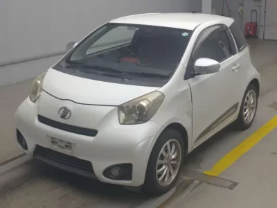 Toyota IQ  с аукциона в Японии