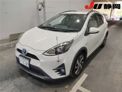 Toyota AQUA  с аукциона в Японии