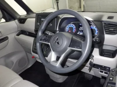 Mitsubishi EK SPACE  с аукциона в Японии