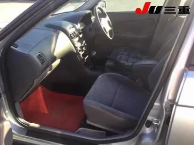 Nissan SUNNY  с аукциона в Японии