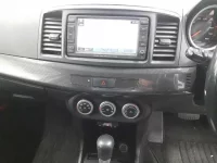 Mitsubishi GALANT FORTIS лот № 30314 оценка 3.5  с аукциона в Японии 8