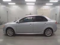 Mitsubishi GALANT FORTIS лот № 30314 оценка 3.5  с аукциона в Японии 3