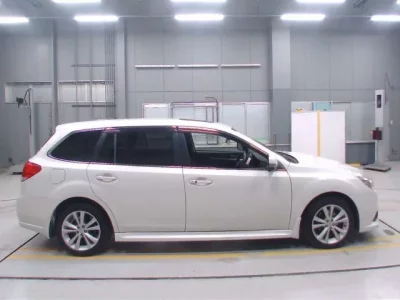 Subaru LEGACY  с аукциона в Японии